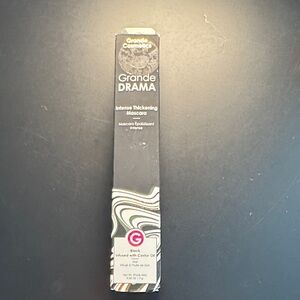 Grande Cosmetics Black Mascara